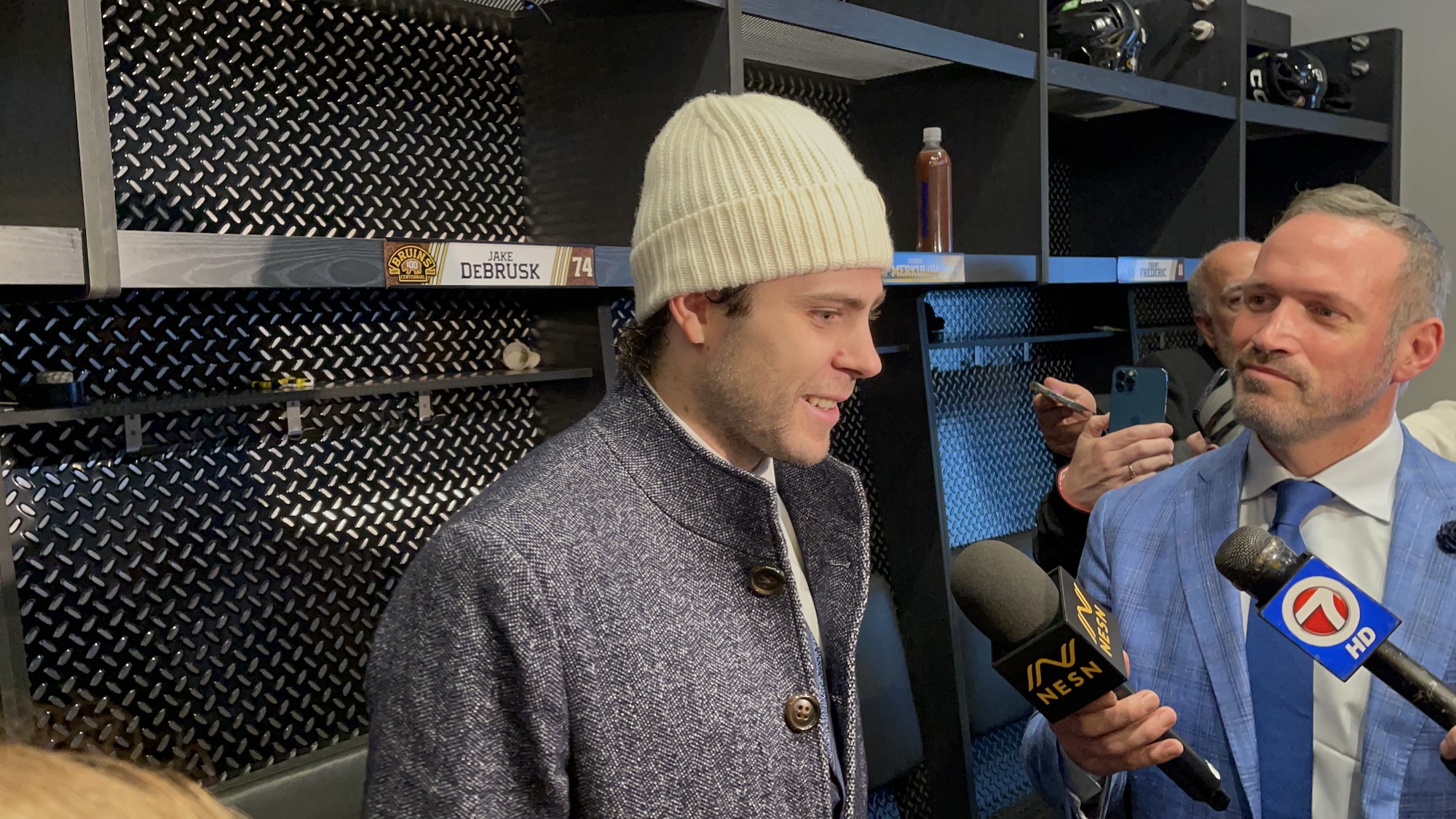 Bruins forechecking identity