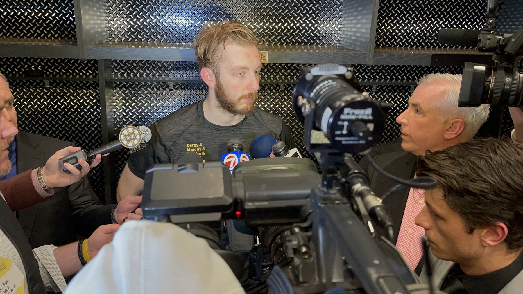 Linus Ullmark OT blunder