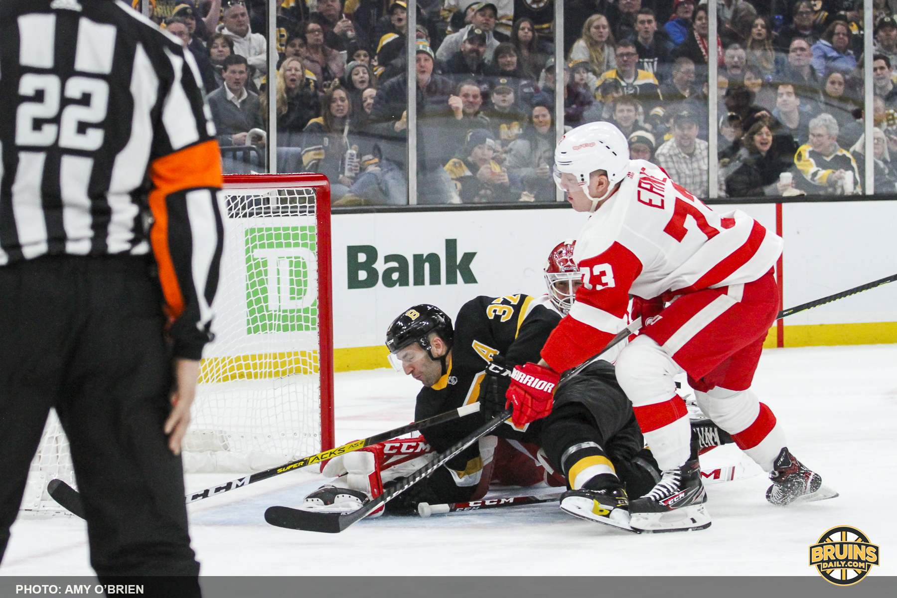 Bruins comeback bid Detroit