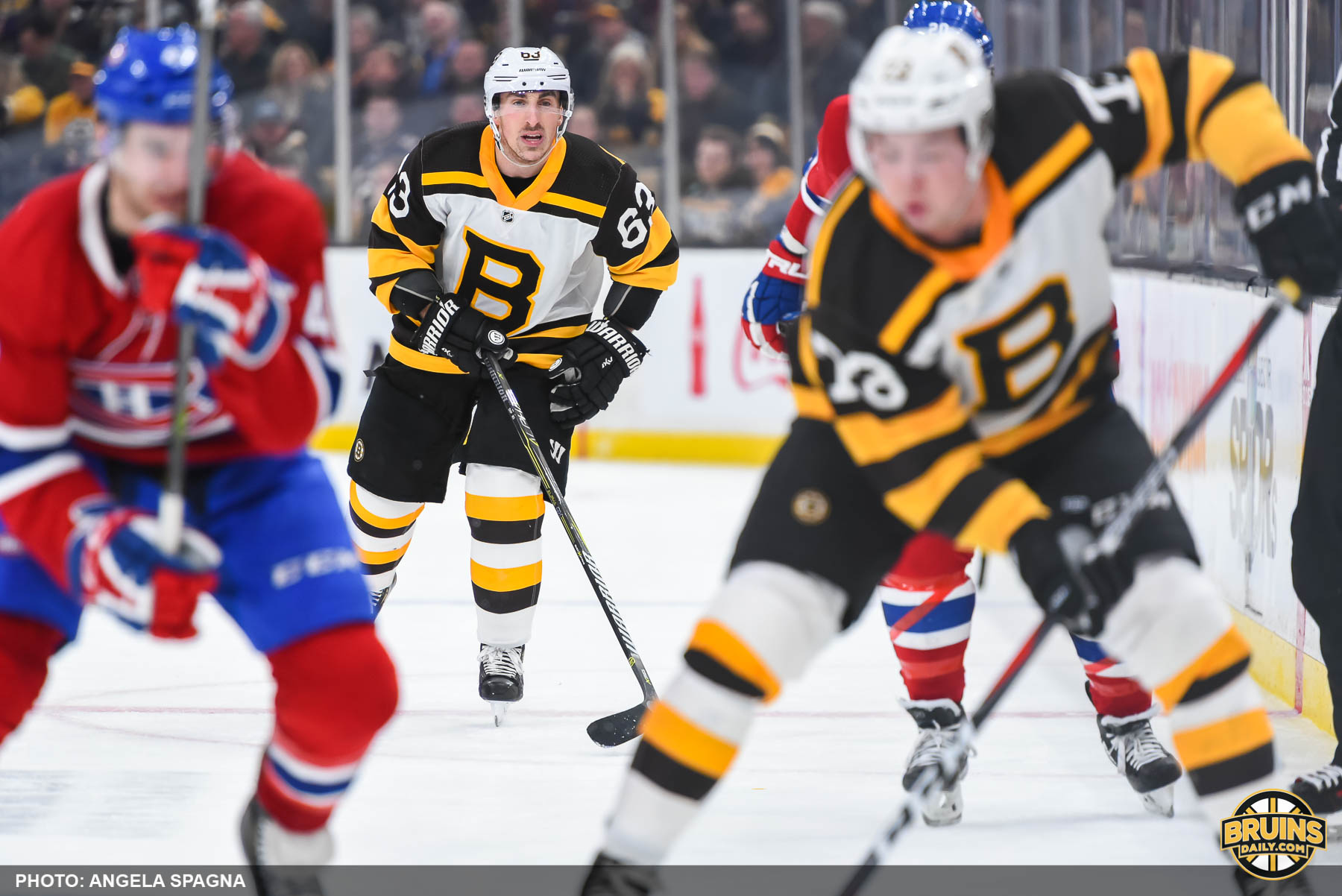 Bruins steal win Montreal
