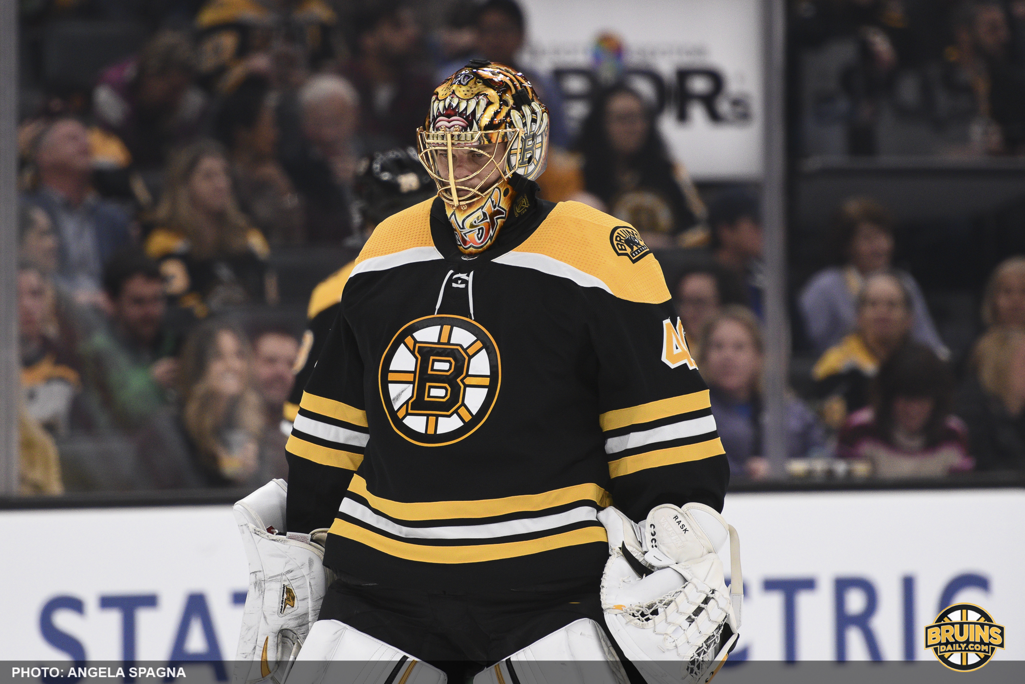 Bruins fall flat Ducks