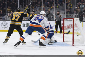 3 keys Bruins Islanders