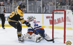 Bruins effort Islanders