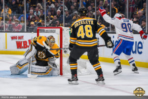 Bruins Canadiens offside Rask