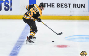 Bruins re-sign Brandon Carlo