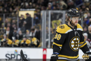 Bruins persevere David Pastrnak