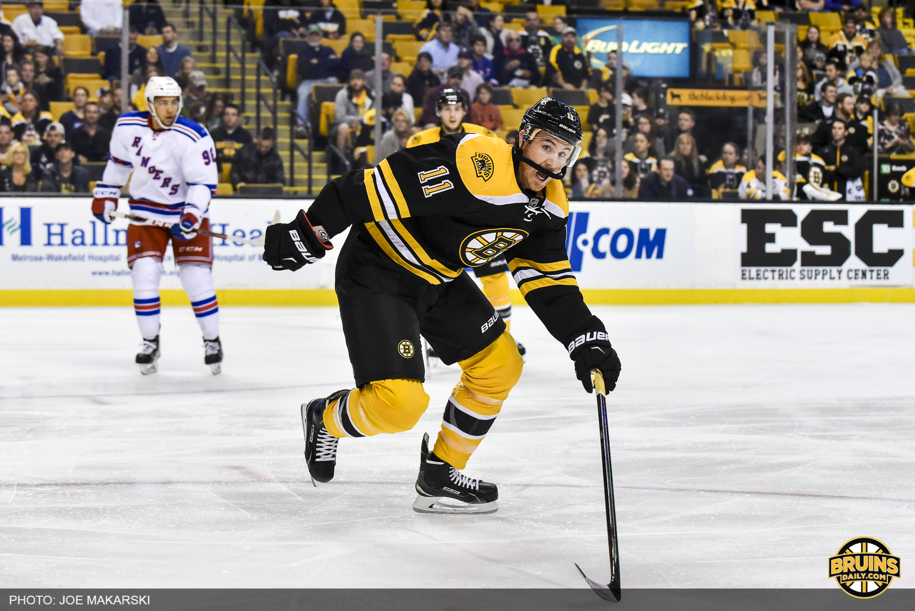 The Hayes brothers reunite for a post Thanksgiving Day showdown. (Photos by Joe Makarski/Bruins Daily)